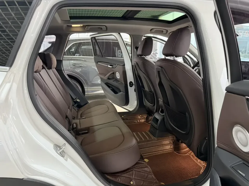 BMW X1 BMW X1 2022 sDrive20Li Fashion 2022 — thumbnail 5