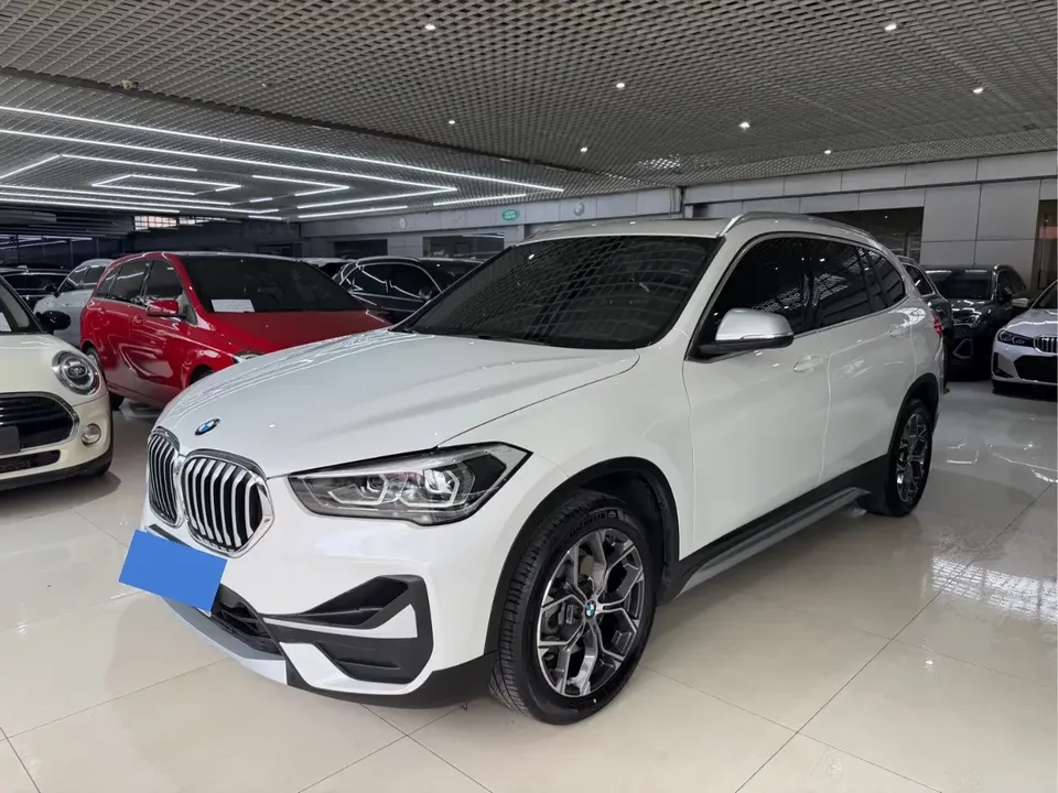 BMW X1 BMW X1 2022 sDrive20Li Fashion 2022 — photo 1, buy with delivery to Moscow