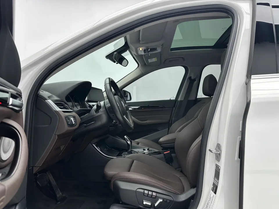 BMW X1 BMW X1 2022 sDrive20Li Premium 2022 — thumbnail 4