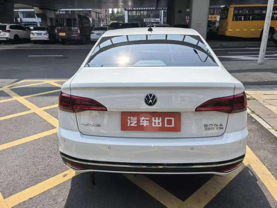 Volkswagen Bora Bora 2023 280TSI DSG Premium Edition 2022 — миниатюра 2
