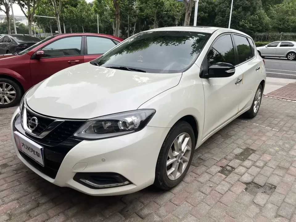 Nissan Tiida Tiida 2023 1.6L CVT Intelligent Travel Edition 2024 — photo 1, buy with delivery to Moscow