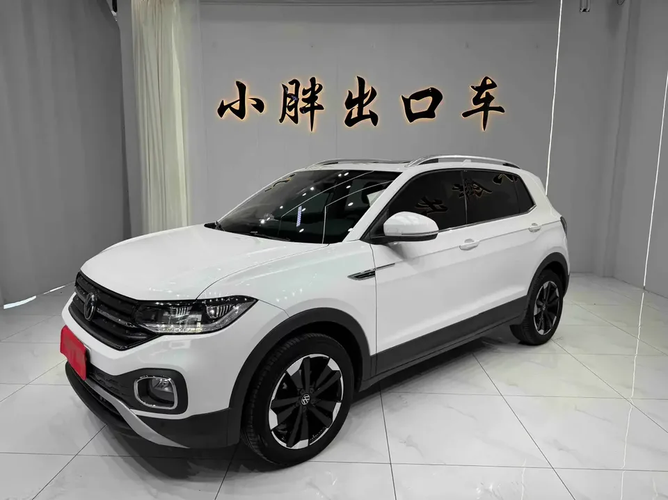 Volkswagen Explore the shadows Explore the shadows 2021 1.5L Automatic Joy-Link Edition 2022 — photo 1, buy with delivery to Moscow