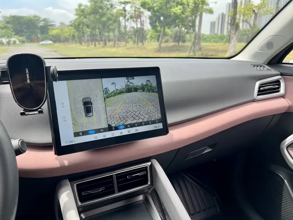 BYD Yuan Up Yuan UP 2025 Smart Driving Edition 401KM Vitality Edition 2024 — thumbnail 3
