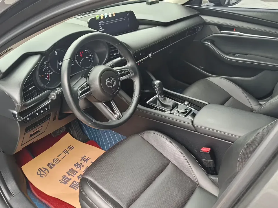 Mazda Axela Mazda3 Angkesela 2023 2.0L Automatic Elegant Edition 2023 — thumbnail 5