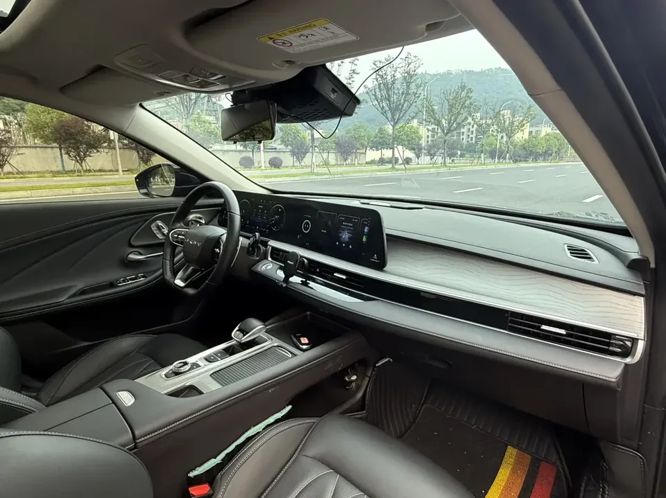 Chery Arrizo 8 Arrizo 8 2022 1.6TGDI DCT 2024 — thumbnail 3
