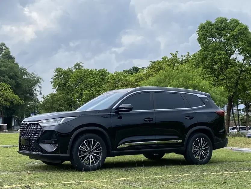 Chery Tiggo 8 Pro Tiggo 8 PRO 2024 Champion Edition 290T 2WD Peak Edition 5 Seaters 2024 — photo 1, buy with delivery to Moscow