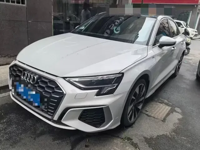 Audi A3 Audi A3 2023 A3L Limousine 35 TFSI Stylish Sports 2023 — фото 1, купить с доставкой в Москву