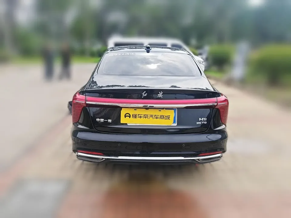 Hongqi H5 Hongqi H5 2024 1.5T DCT Zhilian Qiyun Edition 2024 — thumbnail 2