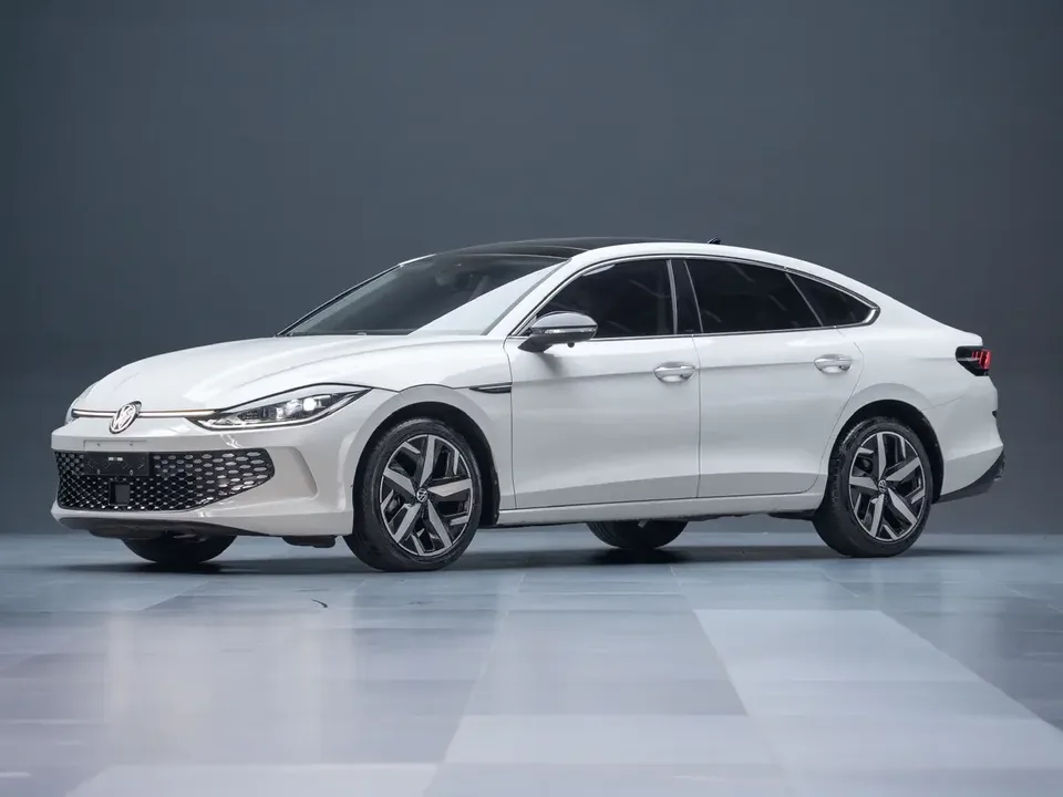 Volkswagen Lamando Lingdu 2023 Lingdu L 280TSI DSG Cool Edition 2023 — photo 1, buy with delivery to Moscow