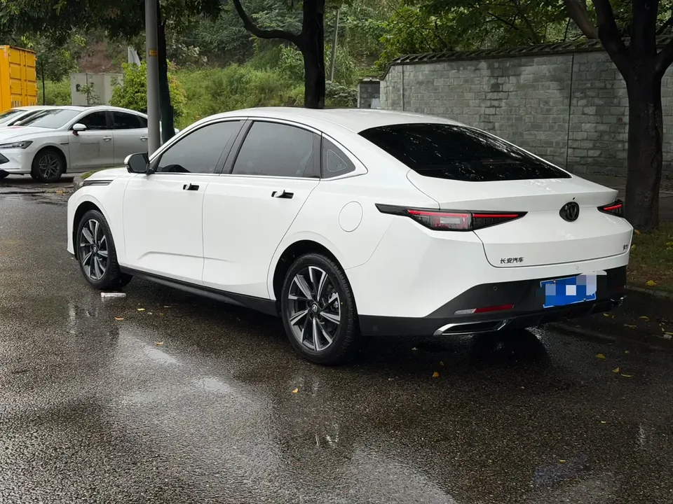 Changan Escape Escape 2024 1.5T DCT flagship model 2024 — thumbnail 4