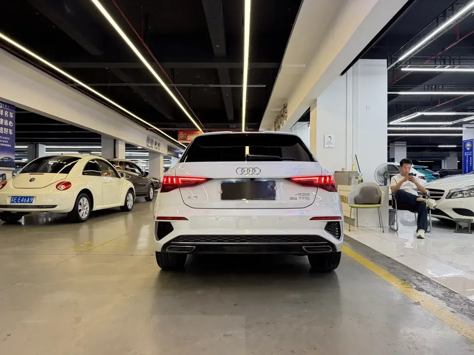 Audi A3 Audi A3 2024 Sportback 35 TFSI Stylish and sporty 2024 — thumbnail 2