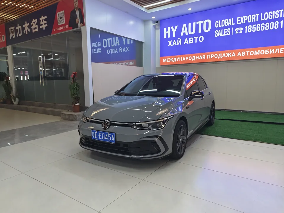 Volkswagen Golf golf 2021 280TSI DSG R-Line 2022 — photo 1, buy with delivery to Moscow