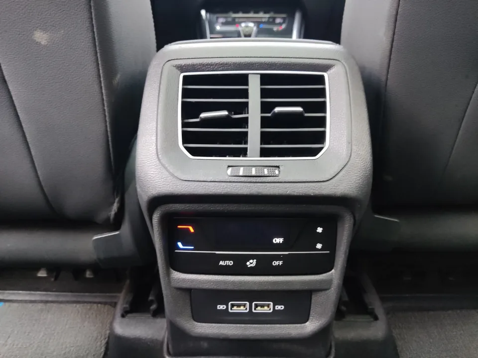 Volkswagen Tayron Tanyue 2022 280TSI 2WD Luxury Smart Edition 2022 — thumbnail 3