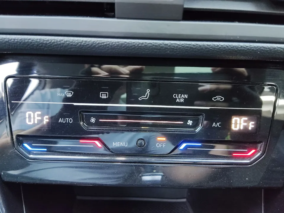 Volkswagen Tayron Tanyue 2022 280TSI 2WD Luxury Smart Edition 2022 — thumbnail 4