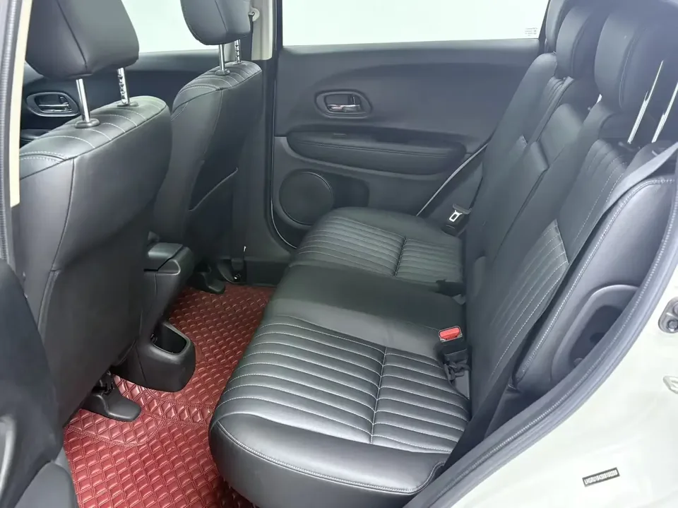 Honda VEZEL Binzhi 2020 1.5L CVT Deluxe Edition 2022 — thumbnail 3