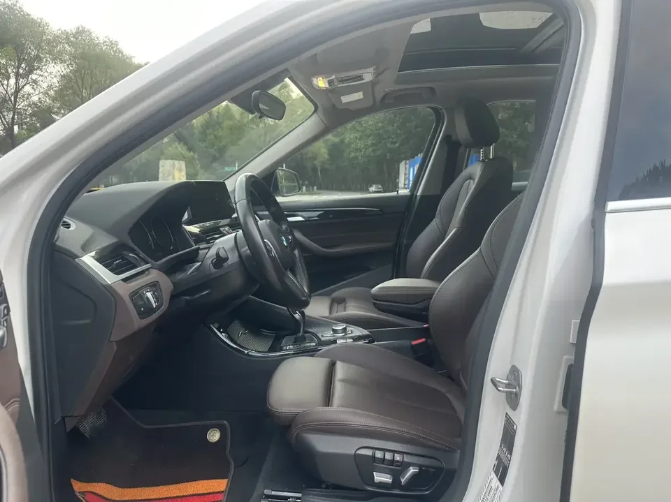 BMW X1 BMW X1 2022 sDrive20Li Premium 2022 — thumbnail 4