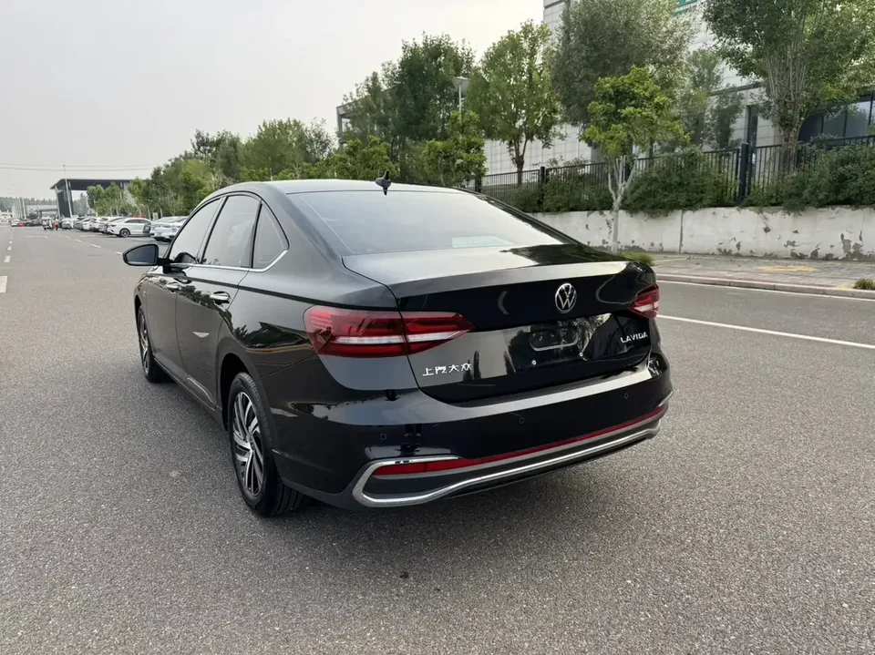Volkswagen Lavida Lavida 2023 Modified 1.5L Automatic 5 million version 2022 — thumbnail 2