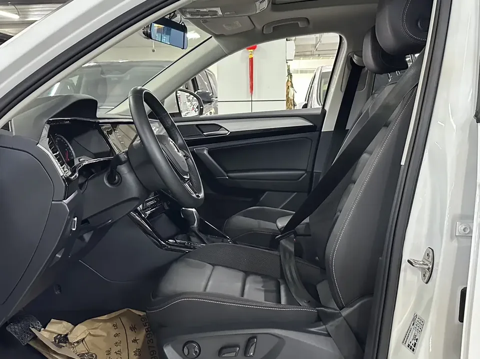 Volkswagen Tayron Tanyue 2022 280TSI 2WD Luxury Smart Edition 2022 — thumbnail 5