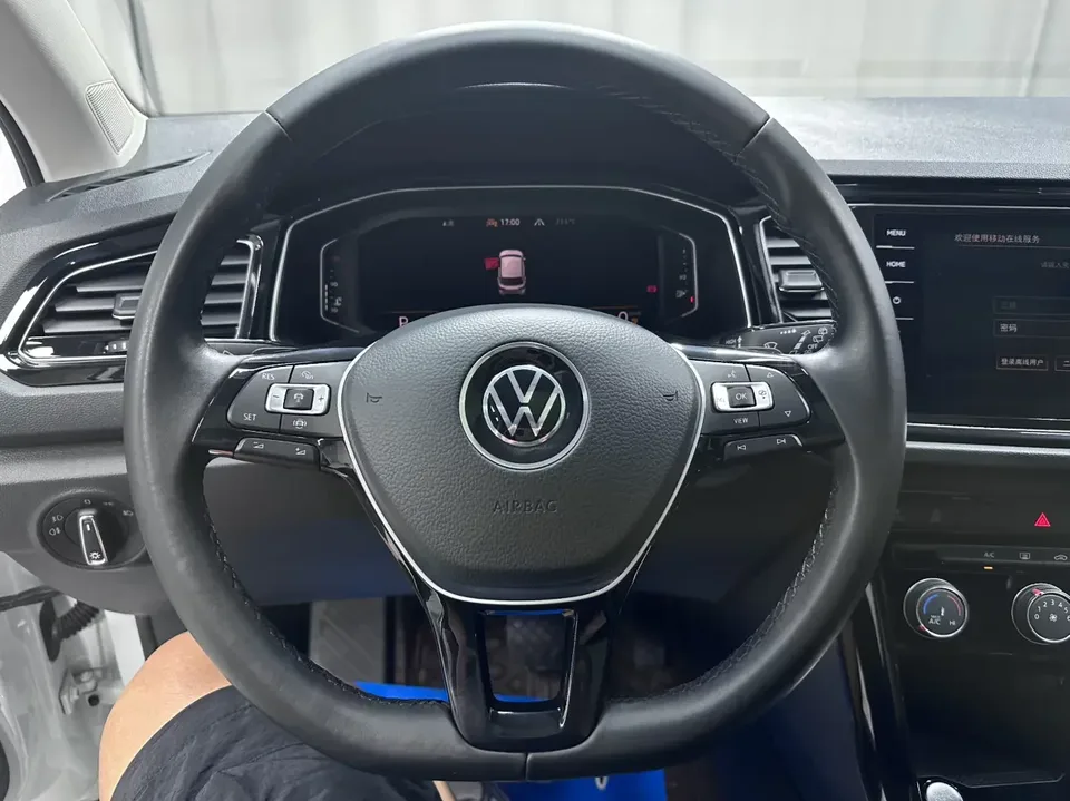 Volkswagen T-Roc TANG 2022 280TSI DSG 2WD Comfort PLUS 2022 — thumbnail 4