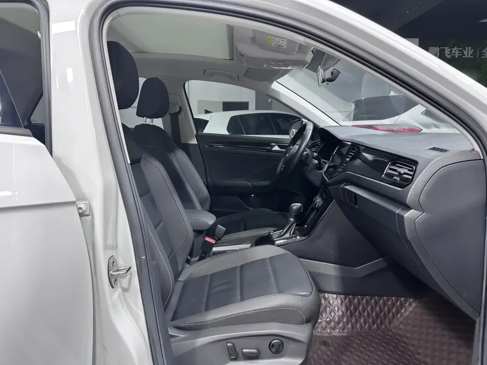 Volkswagen T-Roc TANG 2022 280TSI DSG 2WD Comfort PLUS 2022 — thumbnail 5