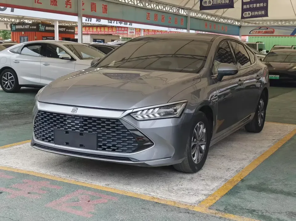 BYD Qin PLUS DM Qin PLUS DM 2024 Honor Edition DM-i 55KM Leading Edition 2024 — photo 1, buy with delivery to Moscow