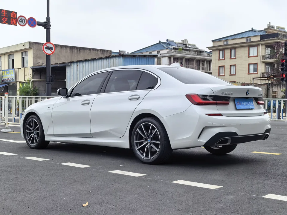 BMW 3 Series BMW 3 Series 2022 320Li M Sport Package 2022 — thumbnail 2