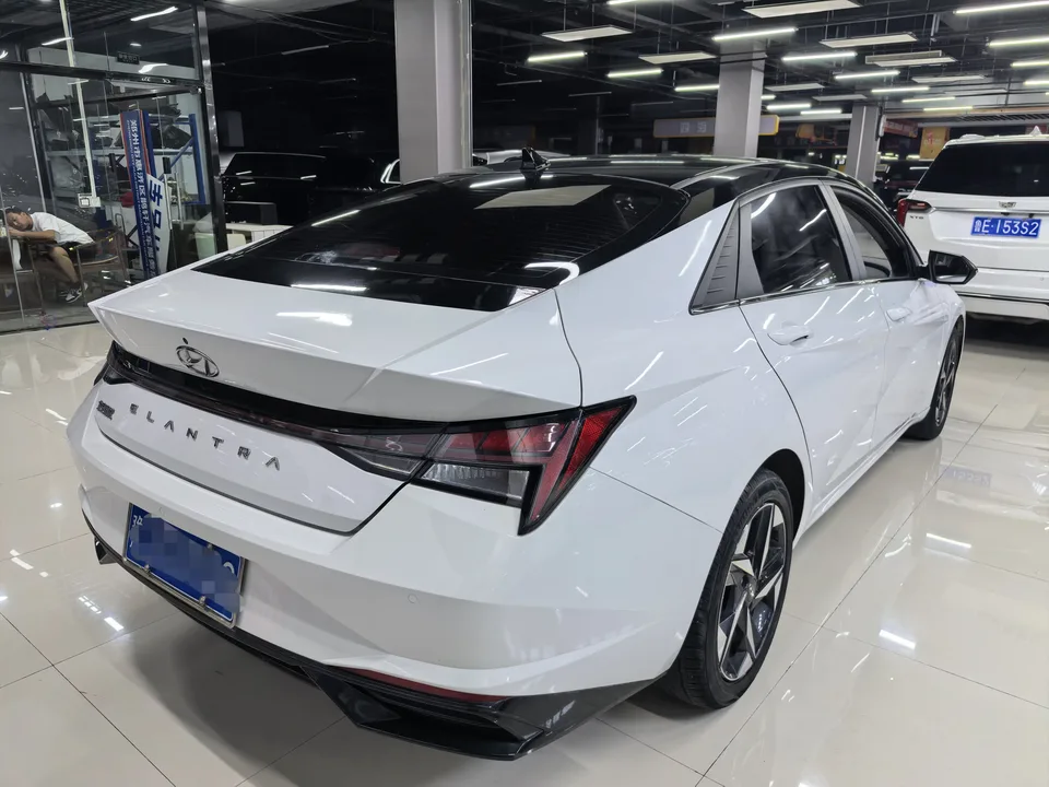 Hyundai Elantra Elantra 2022 1.5L CVT LUX Premium Edition 2022 — thumbnail 2