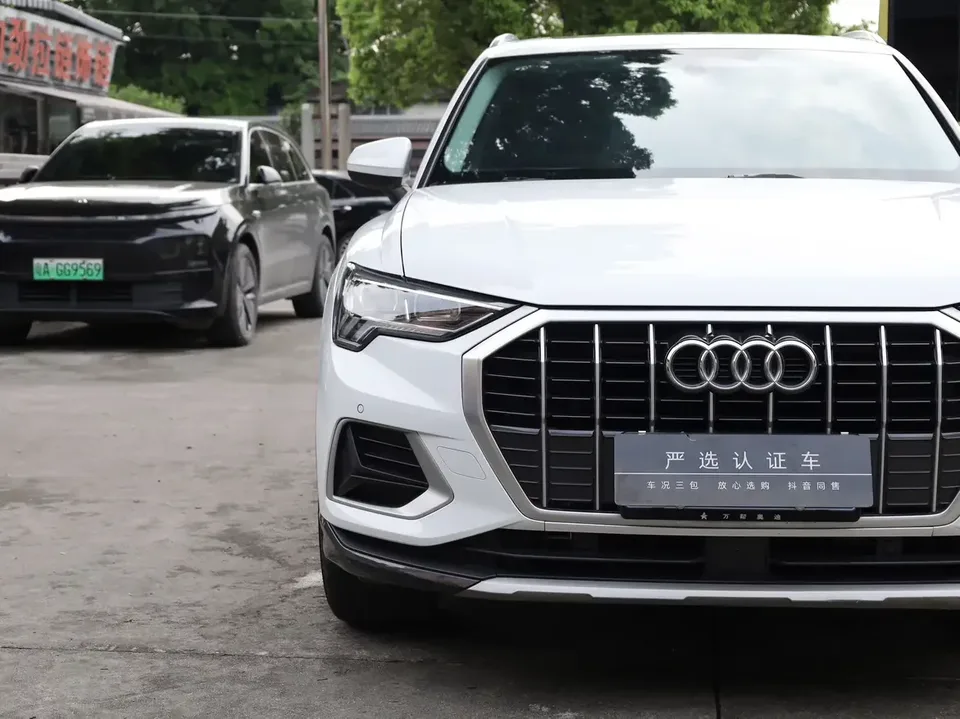 Audi Q3 Audi Q3 2022 35 TFSI Progressive Dynamic 2022 — миниатюра 4