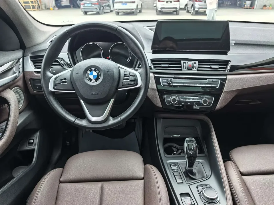 BMW X1 BMW X1 2022 sDrive20Li Fashion 2023 — thumbnail 4