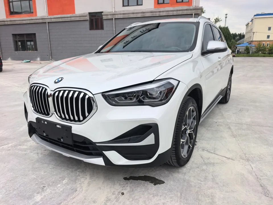 BMW X1 BMW X1 2022 sDrive20Li Fashion 2023 — photo 1, buy with delivery to Moscow