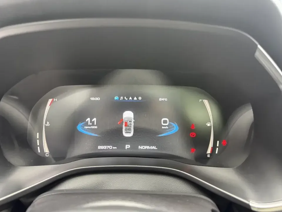 Haval Harvard Red Rabbit Harvard Red Rabbit 2022 Jinxiang Edition 1.5T Brass Rabbit 2022 — миниатюра 4
