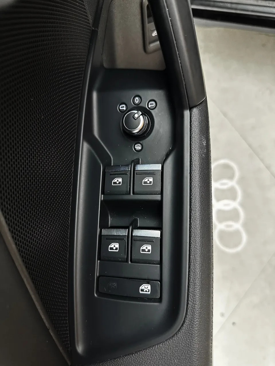 Audi A3 Audi A3 2022 Sportback 35 TFSI Stylish and sporty 2023 — thumbnail 4