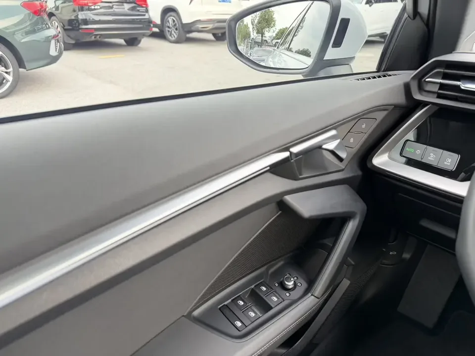 Audi A3 Audi A3 2023 A3L Limousine 35 TFSI Luxury Sports 2023 — thumbnail 3