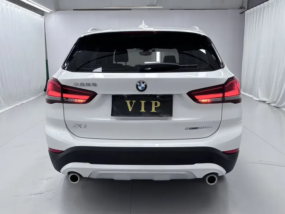BMW X1 BMW X1 2022 sDrive20Li Fashion 2022 — thumbnail 2
