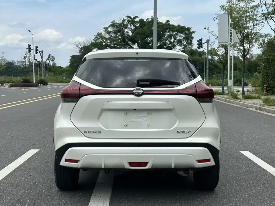 Nissan Jinke Jinke 2023 1.5L Jinqing model, the most powerful luxury version 2023 — thumbnail 2