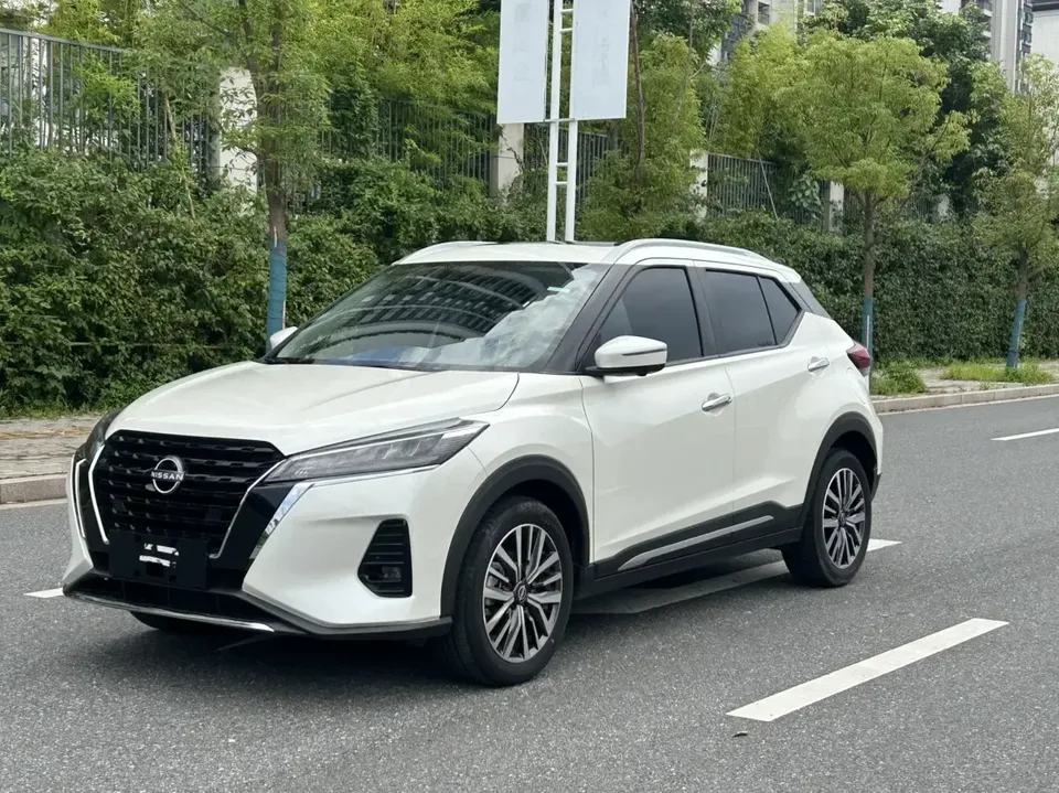 Nissan Jinke Jinke 2023 1.5L Jinqing model, the most powerful luxury version 2023 — photo 1, buy with delivery to Moscow