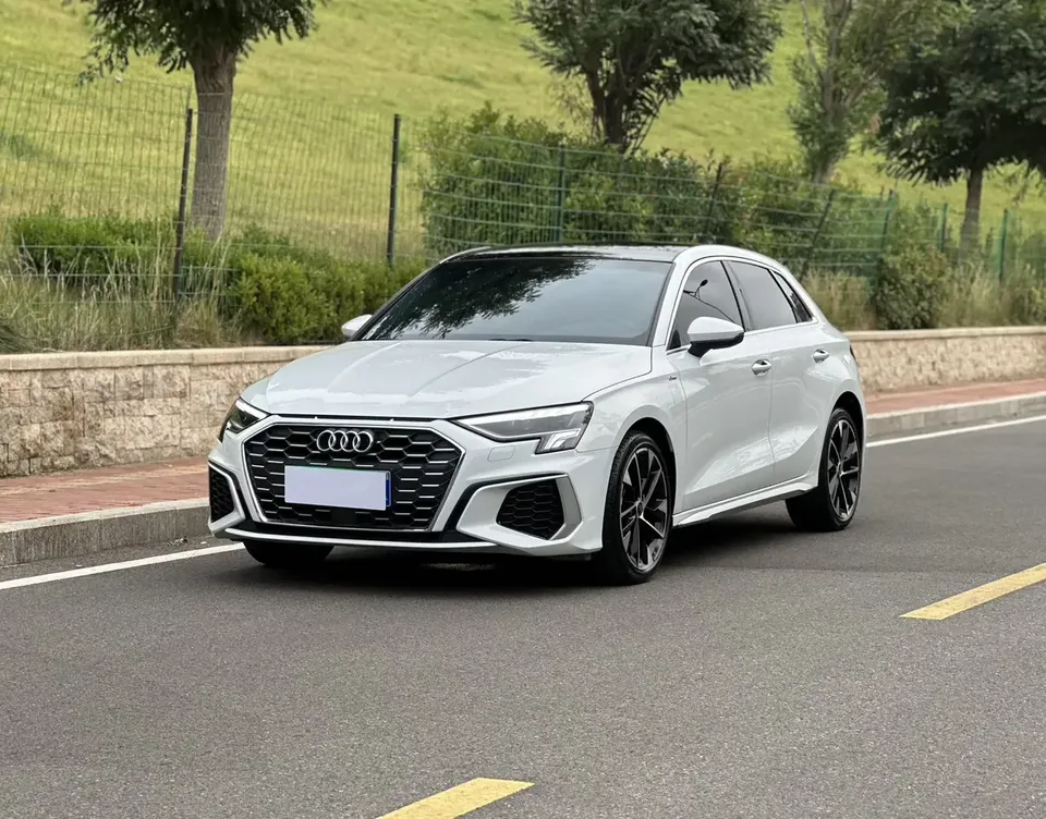 Audi A3 Audi A3 2022 Sportback 35 TFSI Stylish and sporty 2023 — photo 1, buy with delivery to Moscow