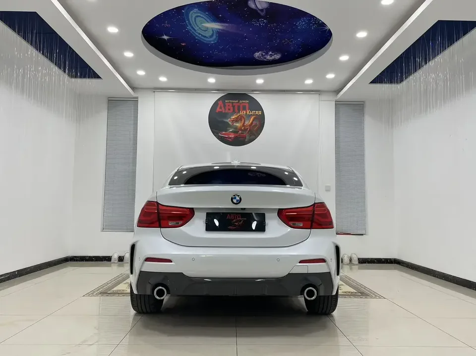 BMW 1 Series BMW 1 Series 2021 120i M Sport 2022 — thumbnail 2