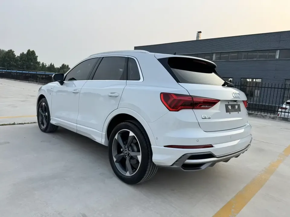 Audi Q3 Audi Q3 2022 35 TFSI Stylish Dynamic 2022 — миниатюра 2