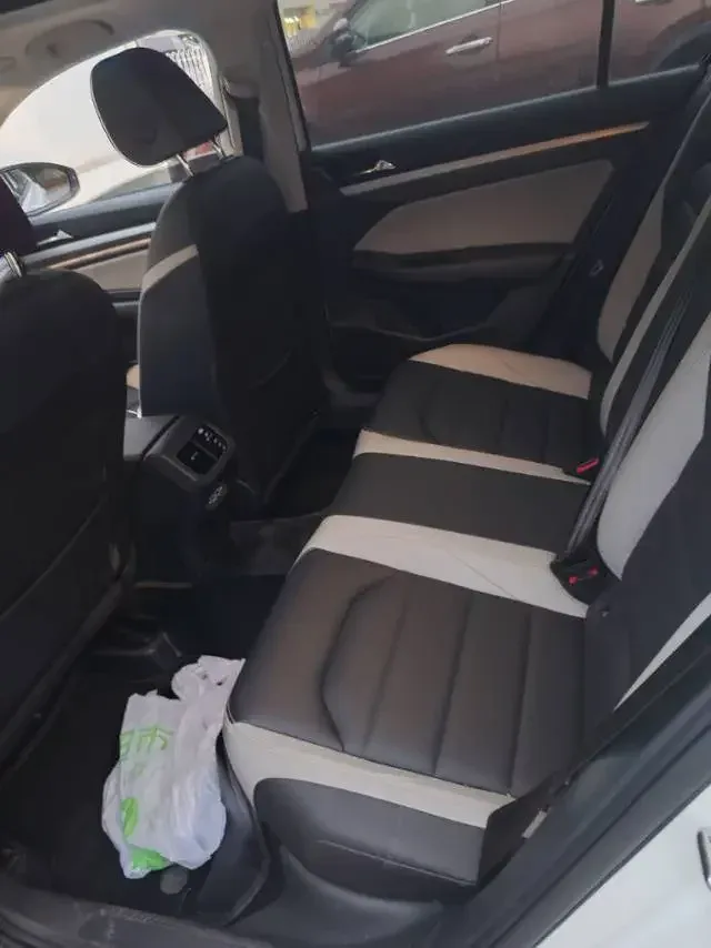 Volkswagen Bora Bora 2023 280TSI DSG Premium Edition 2023 — thumbnail 3