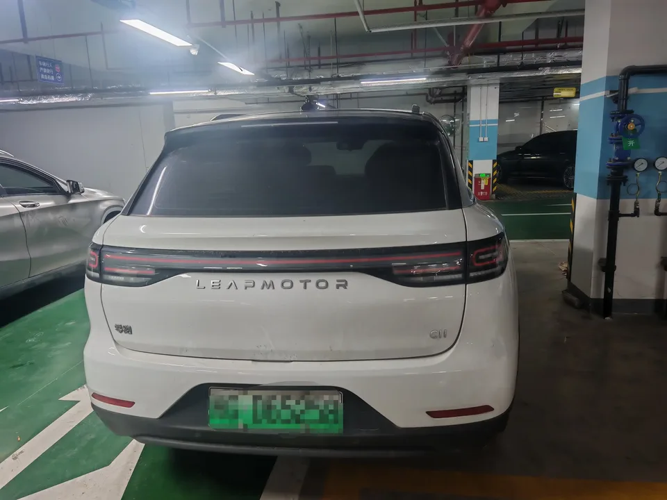Leapmotor Zero running C11 Zero running C11 2022 Smart Edition 510 2022 — thumbnail 2