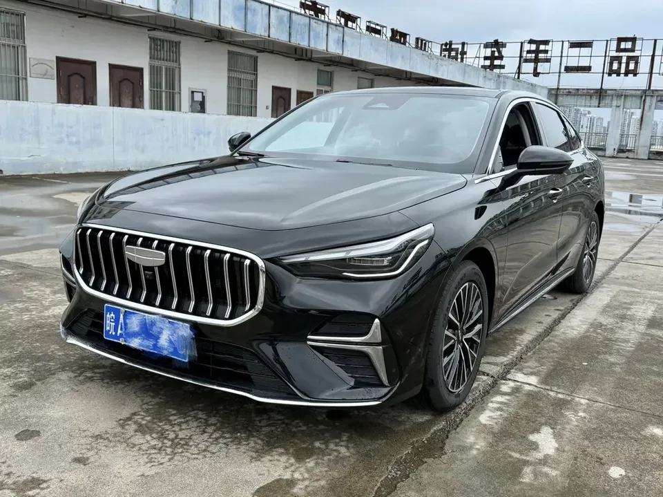 Geely Emgrand emgrand 2026 5th Generation 1.5L CVT Premium 2026 — photo 1, buy with delivery to Moscow