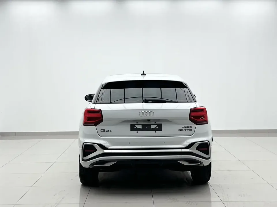 Audi Q2L Audi Q2L 2022 35 TFSI Stylish Dynamic 2023 — thumbnail 2