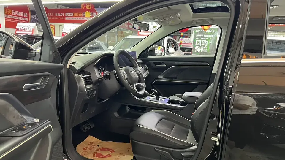 Haval H6 Haval H6 2021 National Trend Edition 1.5T Automatic City Edition 2022 — миниатюра 3