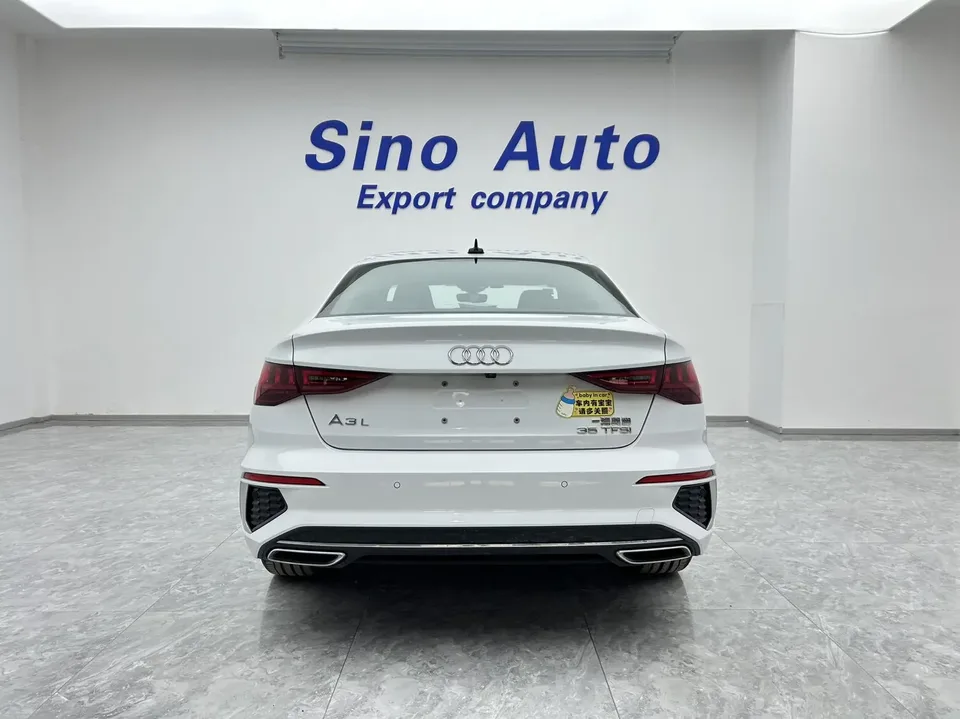 Audi A3 Audi A3 2023 A3L Limousine 35 TFSI facelift: stylish and sporty 2023 — миниатюра 2
