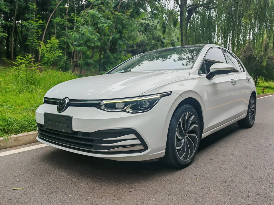Volkswagen Golf golf 2021 280TSI DSG R-Line 2022 — photo 1, buy with delivery to Moscow