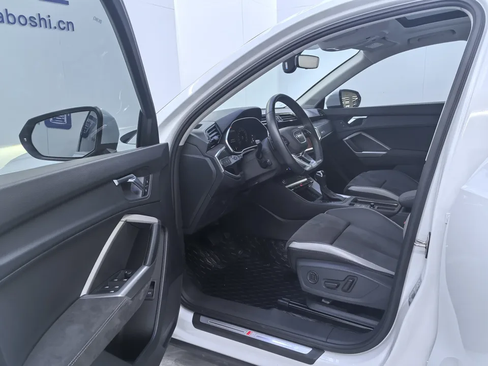 Audi Q3 Audi Q3 2022 35 TFSI Stylish Dynamic 2023 — thumbnail 3