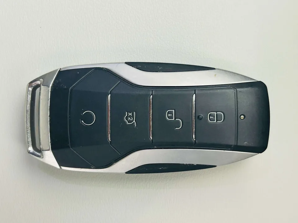BYD Song PLUS DM Song PLUS DM 2021 DM-i 110KM 2WD Flagship 2022 — thumbnail 3