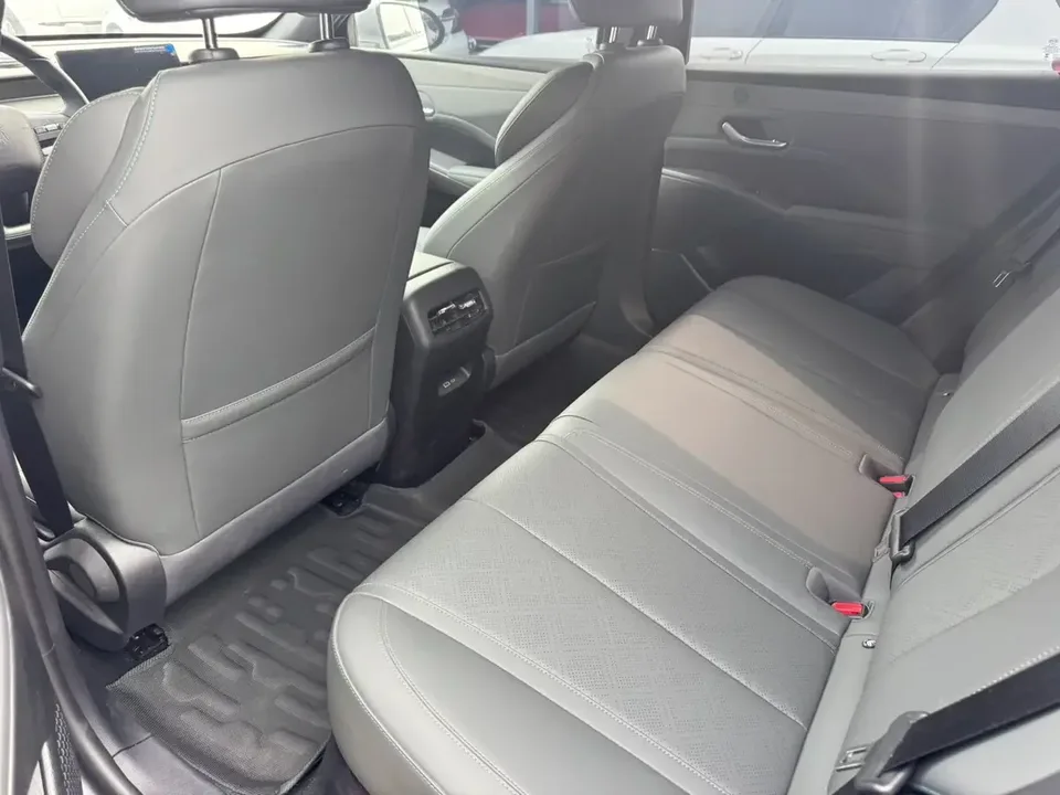 BYD Qin PLUS DM Qin PLUS DM 2026 DM-i 128KM Progressive 2026 — thumbnail 3