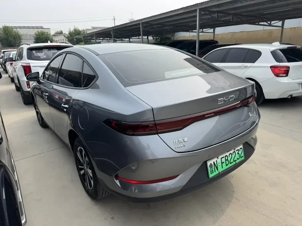 BYD Qin PLUS DM Qin PLUS DM 2026 DM-i 128KM Progressive 2026 — photo 1, buy with delivery to Moscow